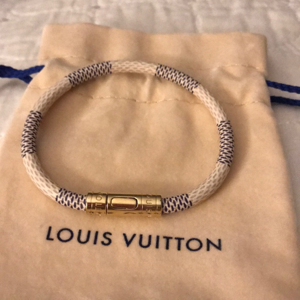 Louis Vuitton azur bracelet